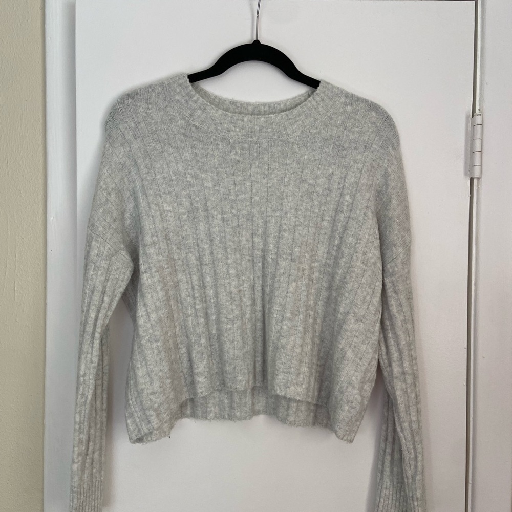 American Eagle Gray Women's Sweater